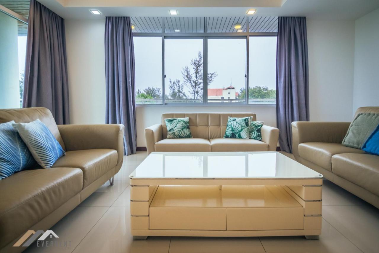 Bay Resort By Evernent Miri Dış mekan fotoğraf